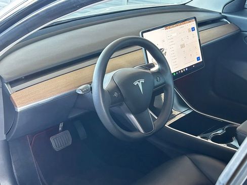 Used 2020 Tesla Model 3 Long Range AWD/4WD image 11