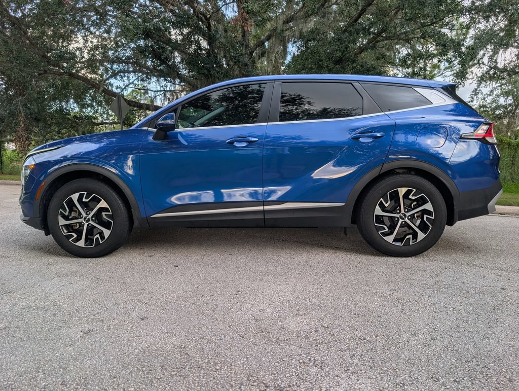 Used 2023 Kia Sportage EX FWD image 5