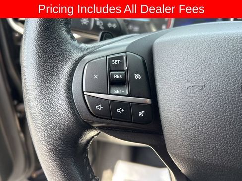 Used 2020 Ford Explorer XLT w/ Equipment Group 202A AWD/4WD image 7