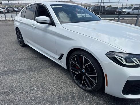 Used 2023 BMW 540i w/ M Sport Package RWD image 9