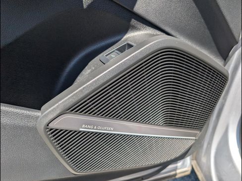 Used 2022 Audi Q5 2.0T Premium Plus image 17