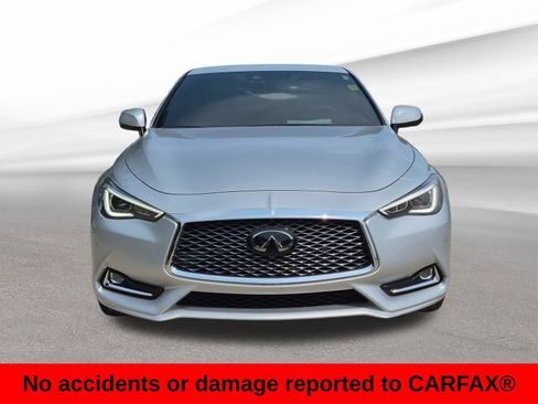 Used 2019 INFINITI Q60 3.0t Luxe w/ Essential Package AWD/4WD image 3