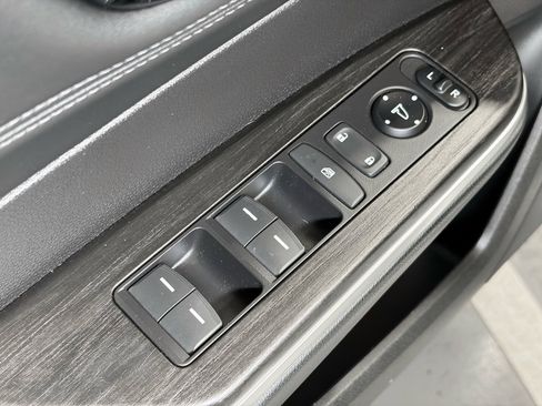 Used 2021 Honda Clarity Plug-In Hybrid image 8