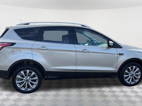 Used 2018 Ford Escape Titanium w/ Ford Safe & Smart Package AWD/4WD image 4