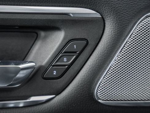 Used 2025 RAM 1500 Laramie w/ Night Edition image 50