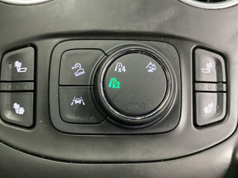 Used 2021 GMC Terrain SLE w/ Driver Convenience Package AWD/4WD image 19