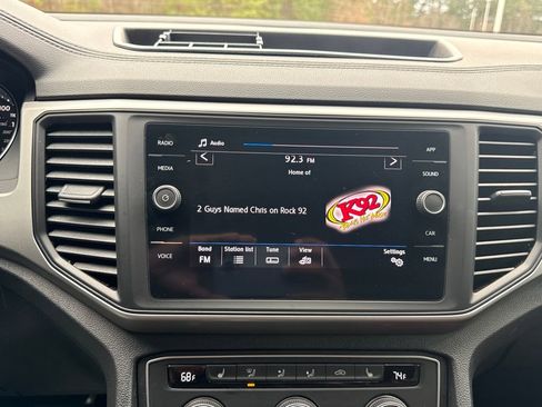 Used 2021 Volkswagen Atlas SE w/ Towing Package image 23