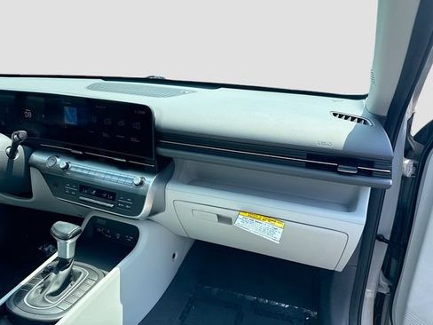 Certified 2024 Hyundai Kona SEL FWD image 28