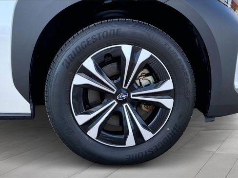 Used 2023 Subaru Solterra AWD image 32