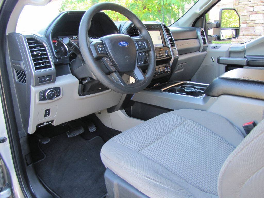 Used 2020 Ford F250 XLT w/ XLT Premium Package AWD/4WD image 13