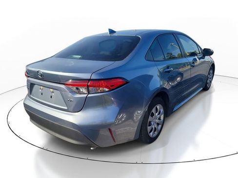 Used 2023 Toyota Corolla LE FWD image 7