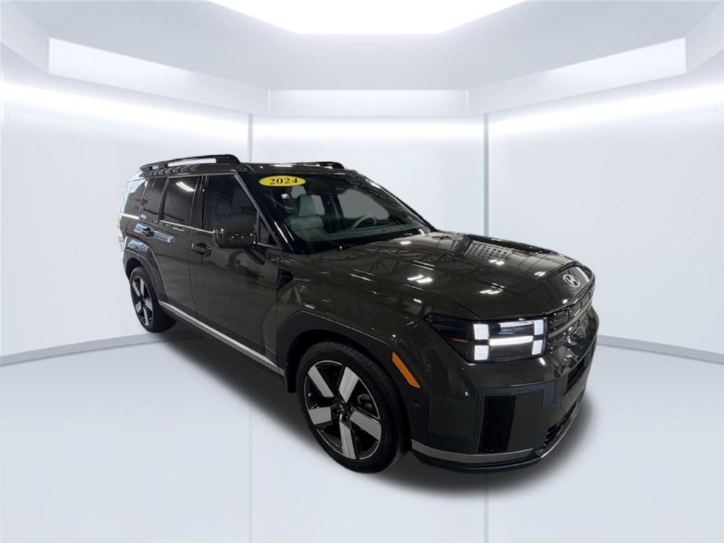 Used 2024 Hyundai Santa Fe Limited FWD image 9