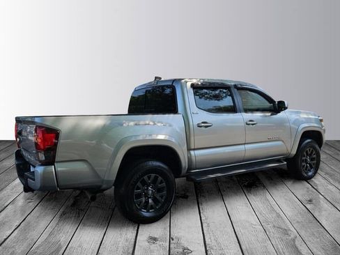 Used 2023 Toyota Tacoma SR5 w/ Technology Package AWD/4WD image 5