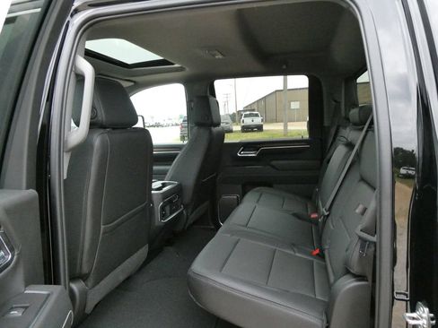 New 2026 GMC Sierra 2500 Denali w/ Denali Reserve Package AWD/4WD image 17