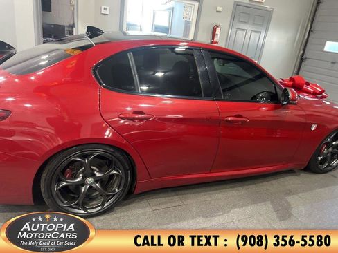 Used 2018 Alfa Romeo Giulia Ti Sport w/ Quick Order Package 22S Sport image 7