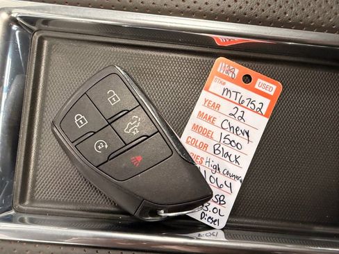 Used 2022 Chevrolet Silverado 1500 High Country w/ Z71 Off-Road Package image 48