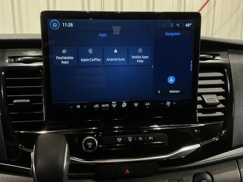 Used 2023 Ford Transit 350 XLT image 17