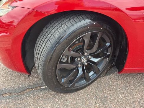 Used 2015 Nissan 370Z Touring image 15