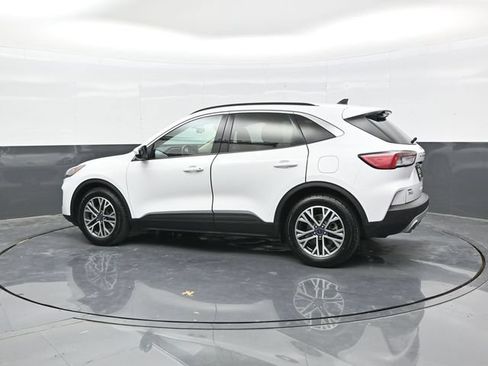 Used 2020 Ford Escape SEL FWD image 4