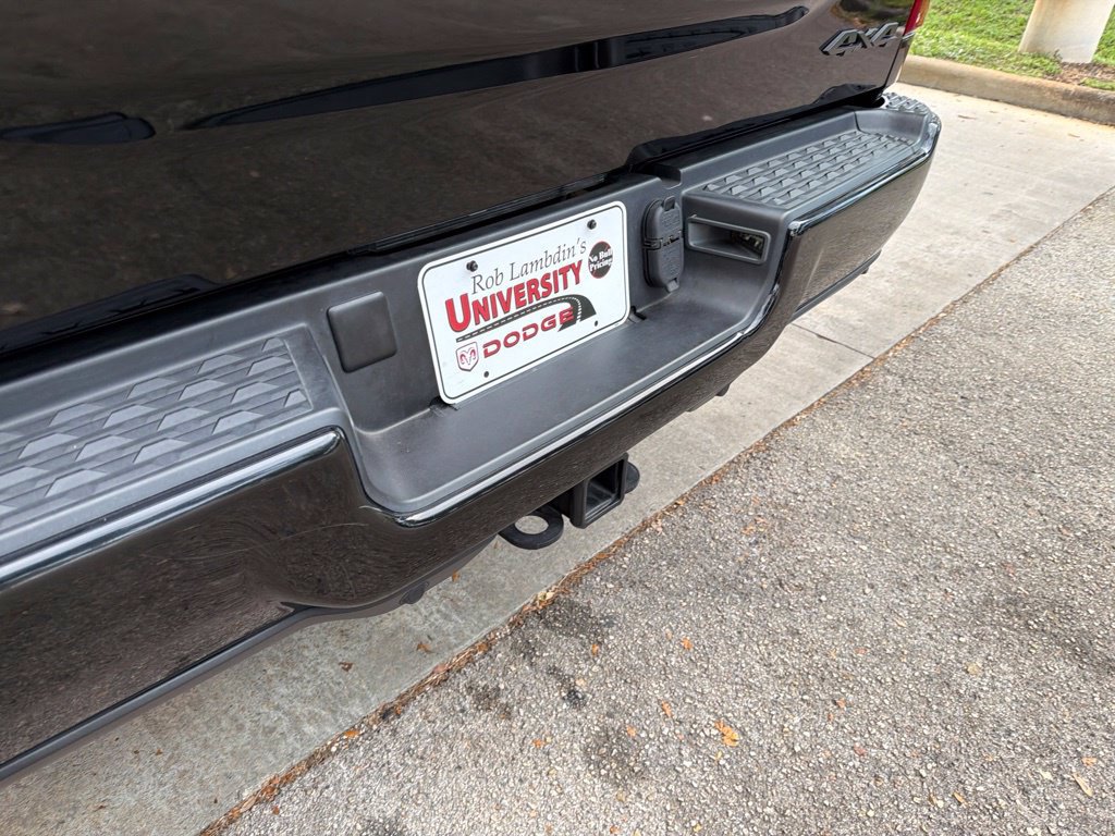 Used 2025 RAM 3500 Laramie AWD/4WD image 25
