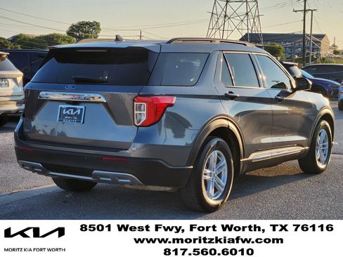Used 2023 Ford Explorer XLT w/ Equipment Group 202A RWD image 4