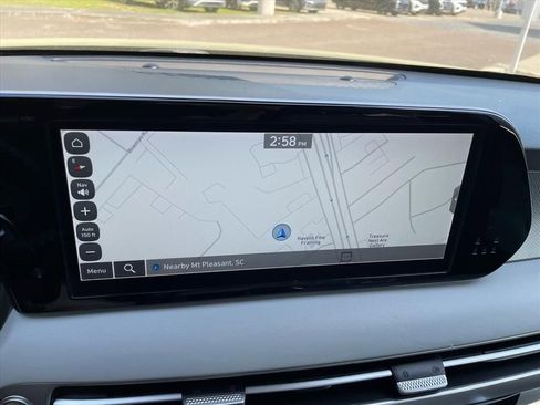 Used 2025 Hyundai Palisade SEL FWD image 13