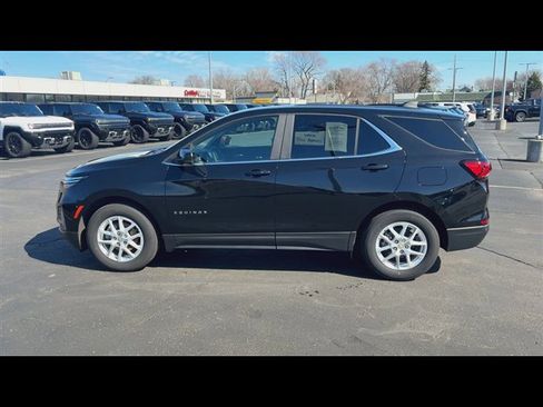 Certified 2024 Chevrolet Equinox LT w/ LPO, Floor Liner Package image 5