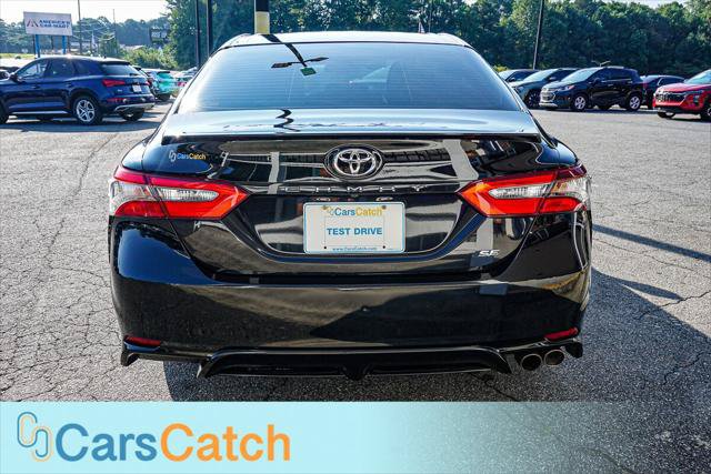 Used 2018 Toyota Camry SE FWD image 12