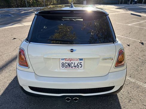 Used 2009 MINI Cooper S w/ Premium Pkg image 7