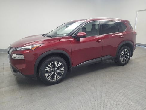 Used 2021 Nissan Rogue SV w/ Premium Package image 2