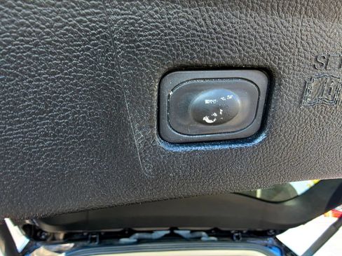 Used 2022 Ford Edge Titanium AWD/4WD image 8