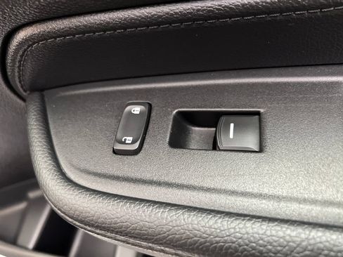Used 2025 Honda Odyssey EX-L image 37