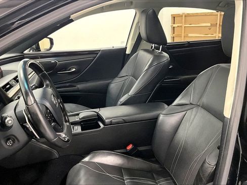 Used 2020 Lexus ES 350 Ultra Luxury image 25