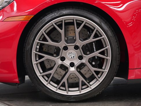 Used 2024 Porsche 911 Carrera S image 10