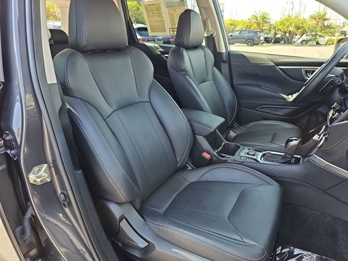 Used 2021 Subaru Forester Limited w/ Popular Package #3 image 10