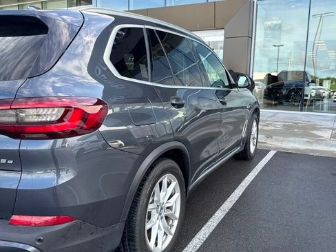 Used 2022 BMW X5 xDrive45e AWD/4WD image 4