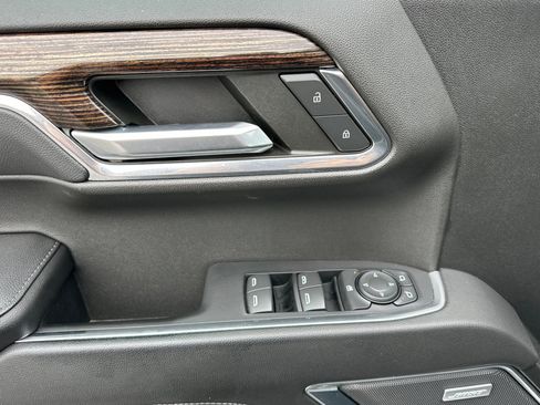 Used 2022 GMC Sierra 1500 Elevation w/ Elevation Premium Package image 12