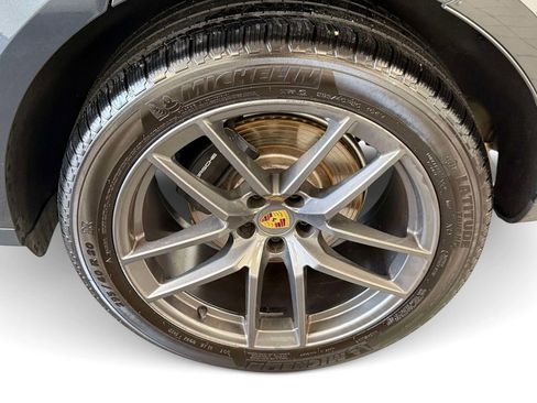 Used 2023 Porsche Macan Turbo AWD/4WD image 13