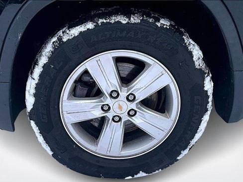 Used 2019 Chevrolet Trax LT w/ LT Convenience Package image 31