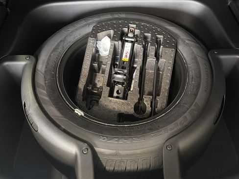 Used 2021 Jeep Grand Cherokee Limited w/ Trailer Tow Group IV image 10