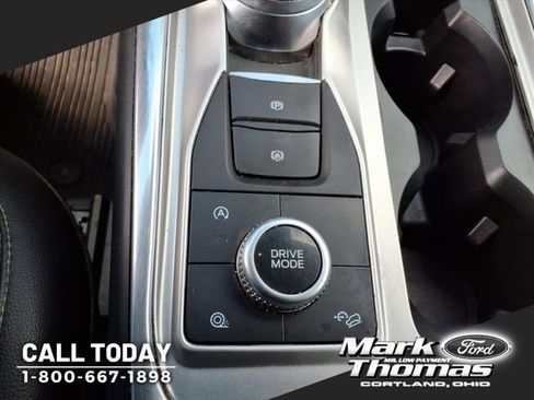 Used 2020 Ford Explorer XLT w/ Equipment Group 202A image 13