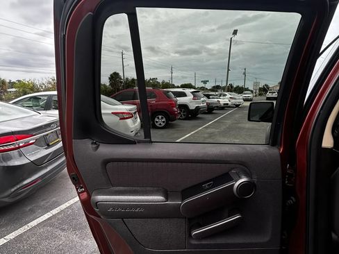 Used 2010 Ford Explorer Sport Trac XLT RWD image 43