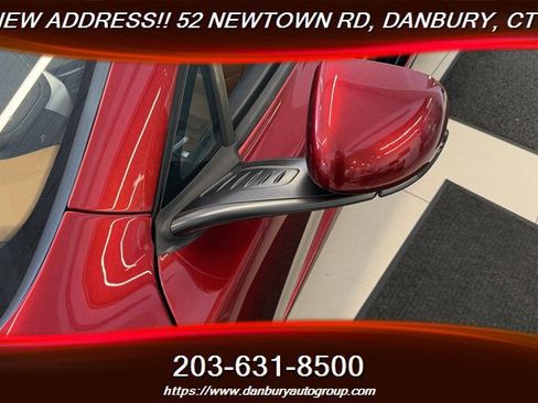 Used 2012 McLaren MP4-12C Coupe RWD image 24