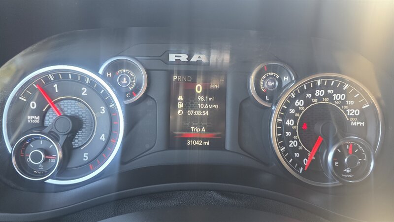 Used 2024 RAM 3500 Big Horn AWD/4WD image 12