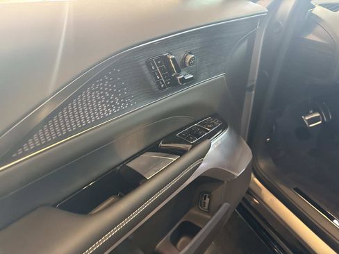 New 2026 Cadillac Lyriq V AWD/4WD image 21