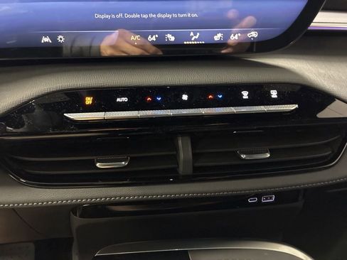 New 2026 Buick Enclave Sport Touring w/ Power Package image 24