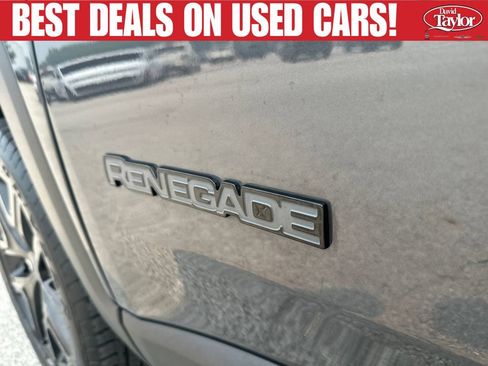 Used 2023 Jeep Renegade Altitude AWD/4WD image 38