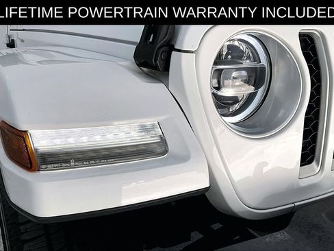 Used 2021 Jeep Wrangler Unlimited Sahara w/ Cold Weather Group image 40