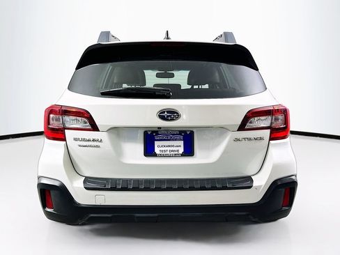 Used 2018 Subaru Outback 2.5i Limited AWD/4WD image 15