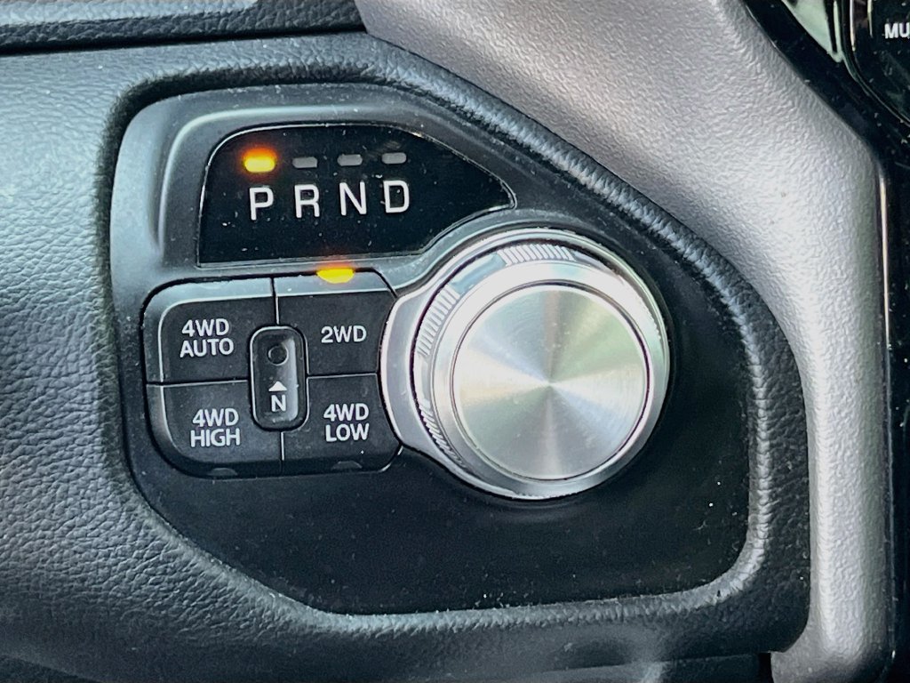 Used 2023 RAM 1500 Laramie AWD/4WD image 17